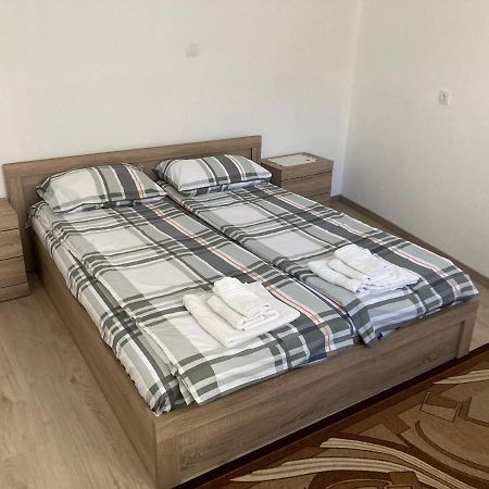 Private Room With Lovely Yard Сандански Экстерьер фото