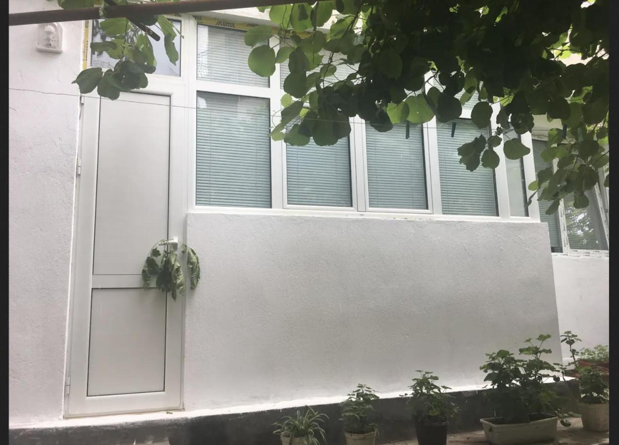 Private Room With Lovely Yard Сандански Экстерьер фото